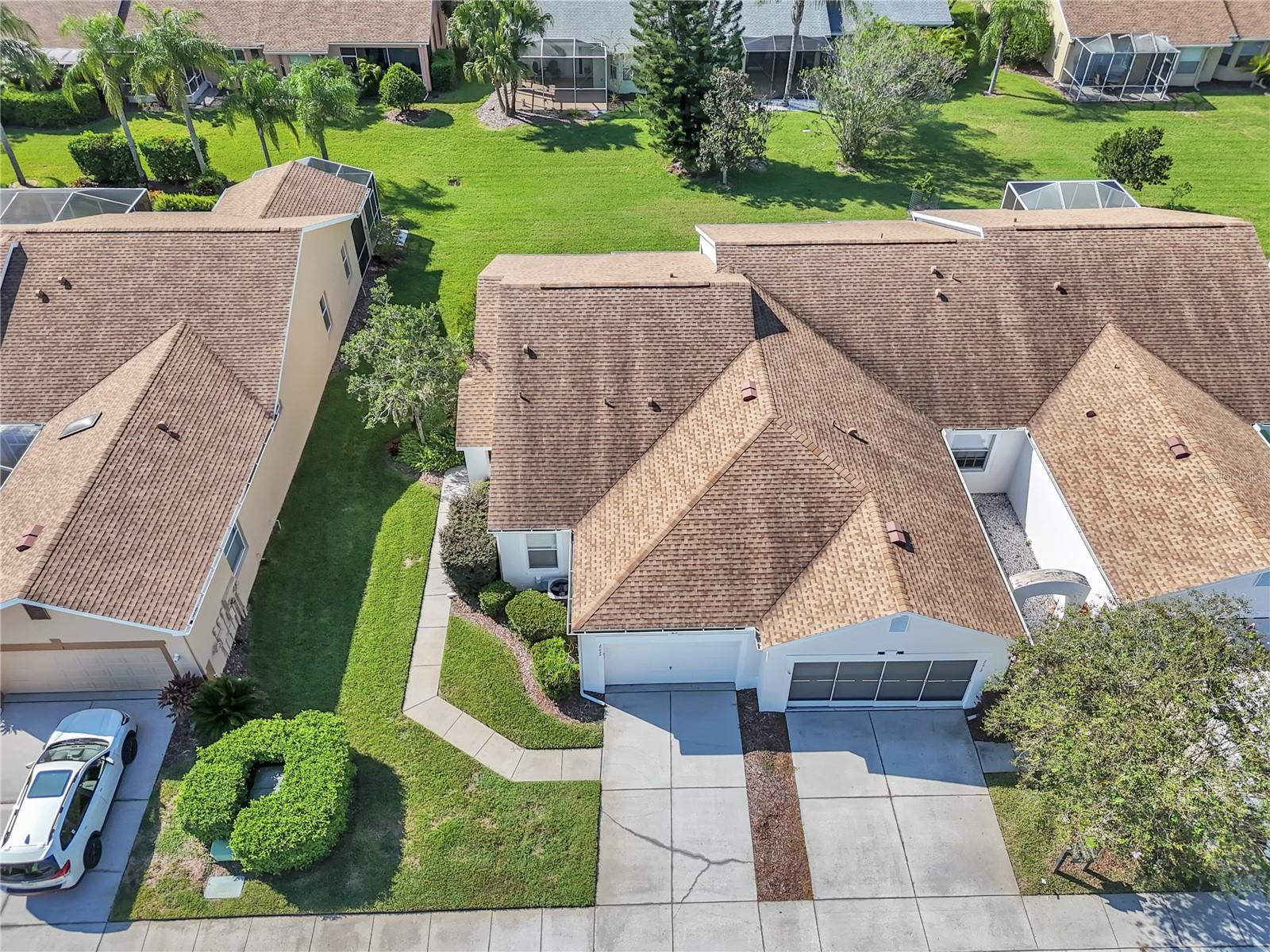 GROVES PH 02 CLUB VILLAS - Residential