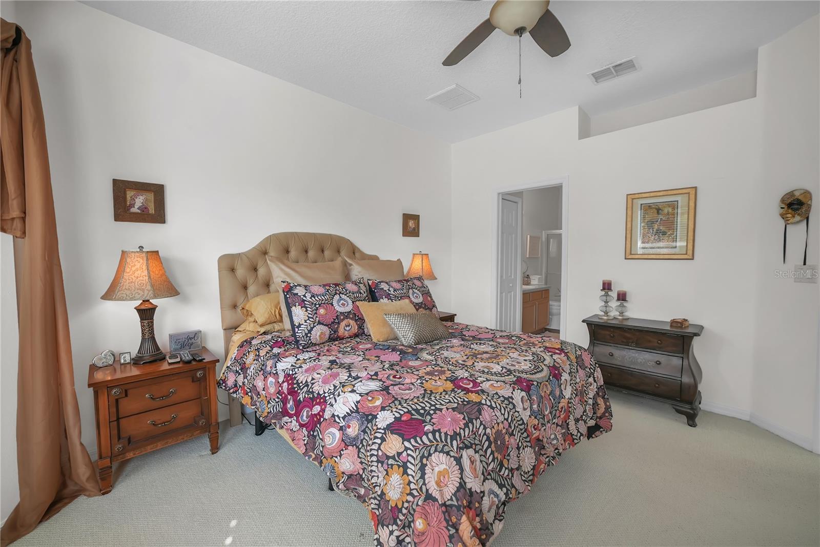 GROVES PH 02 CLUB VILLAS - Residential