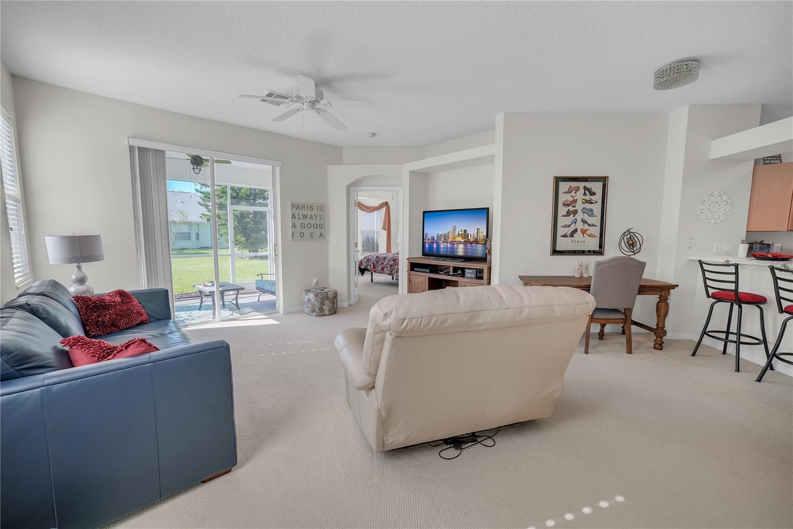 GROVES PH 02 CLUB VILLAS - Residential