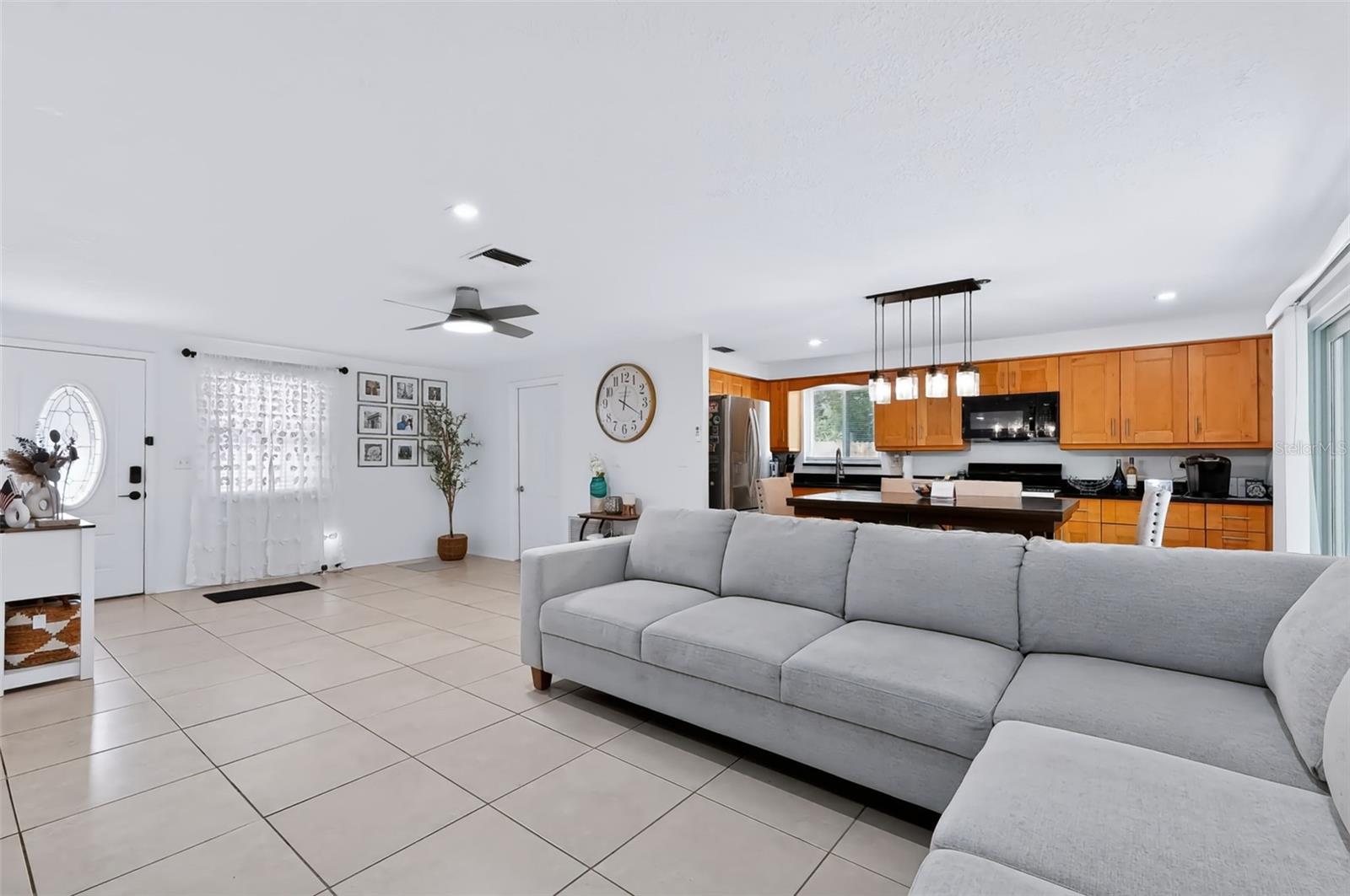 2223 FULTON WAY