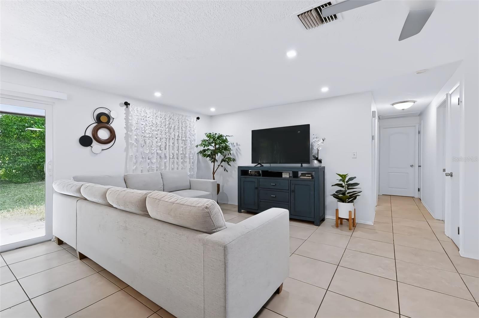 2223 FULTON WAY