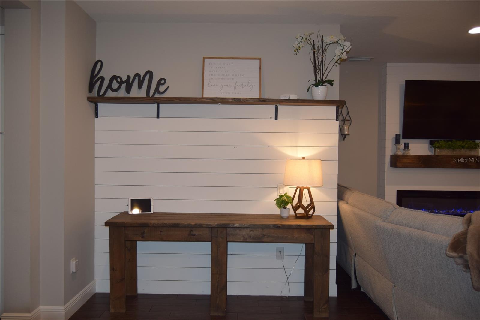 WINDWOOD - Residential