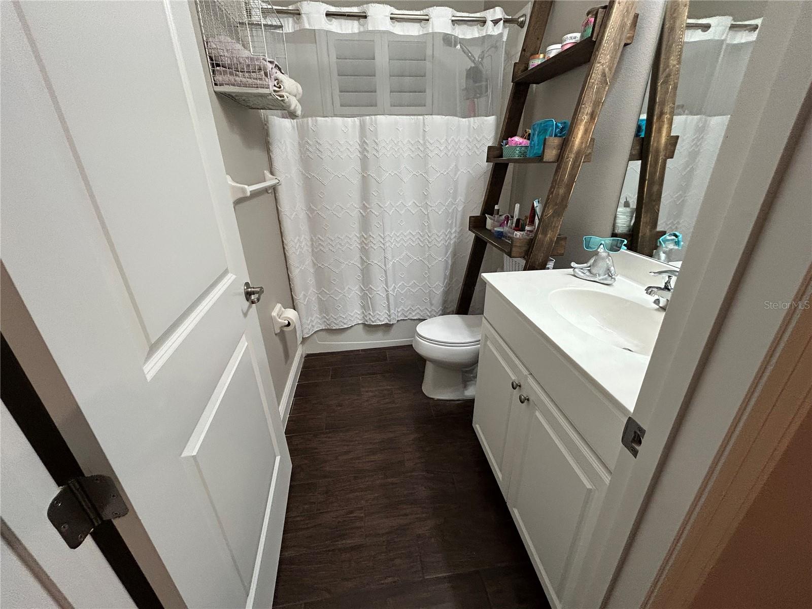 WINDWOOD - Residential