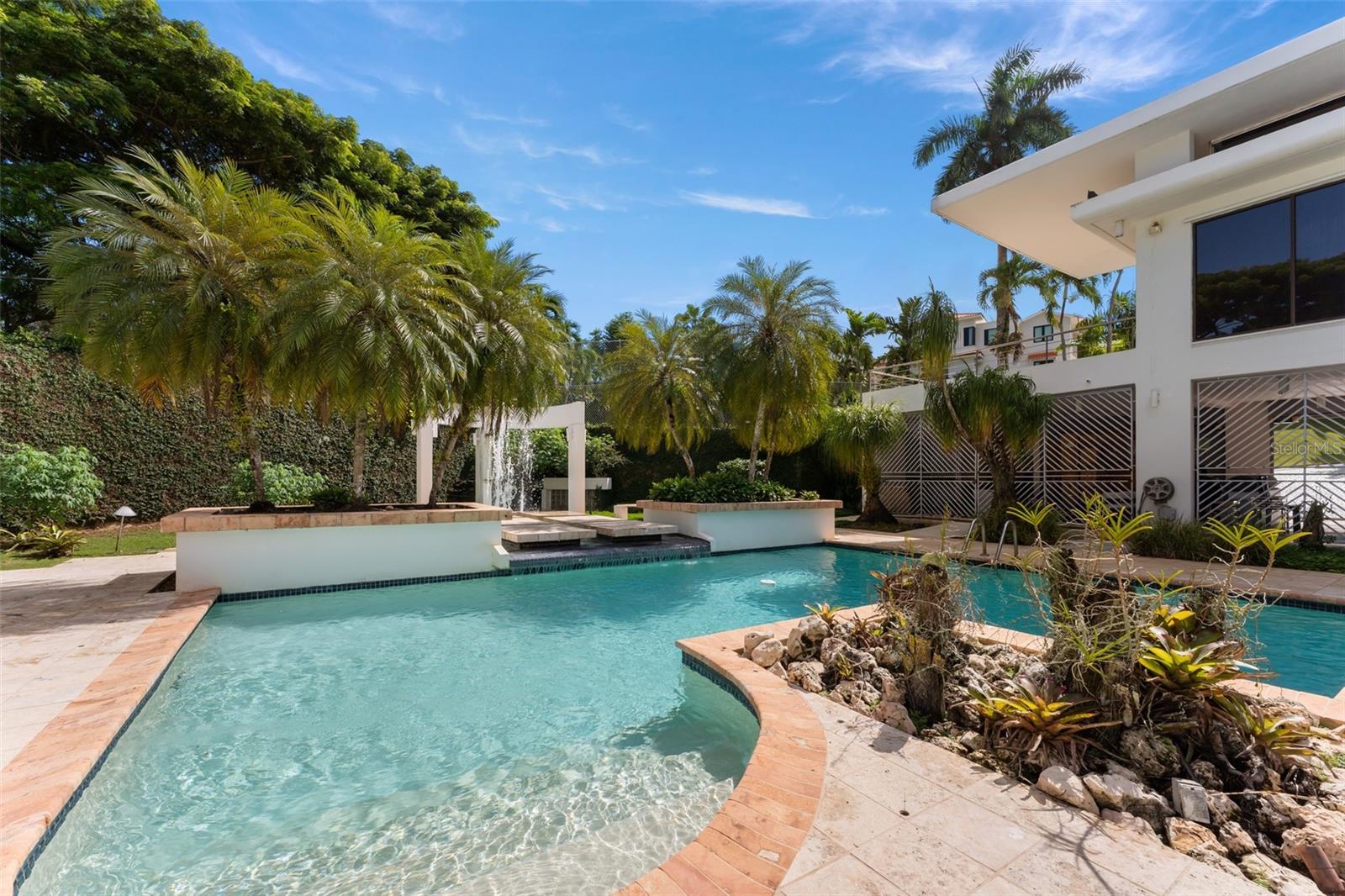 URB. SANTA MARIA - Residential