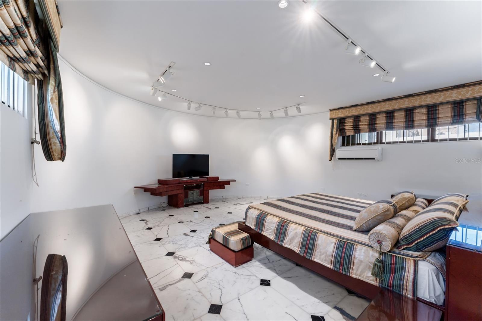 URB. SANTA MARIA - Residential