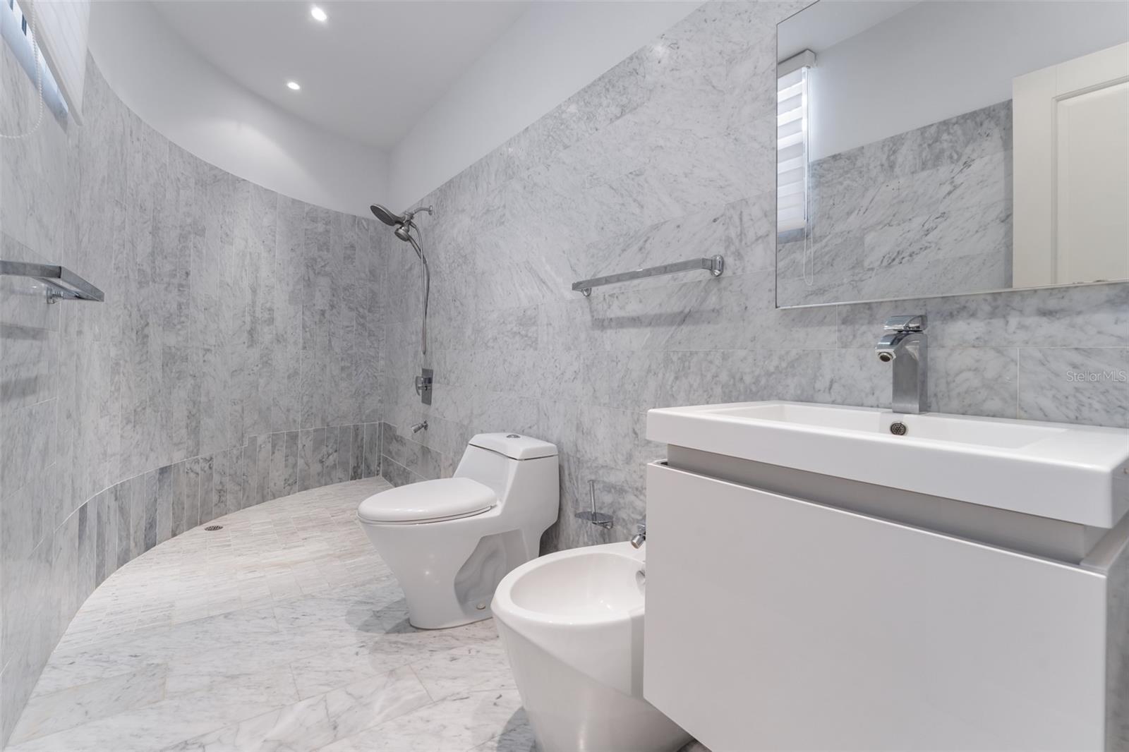 URB. SANTA MARIA - Residential