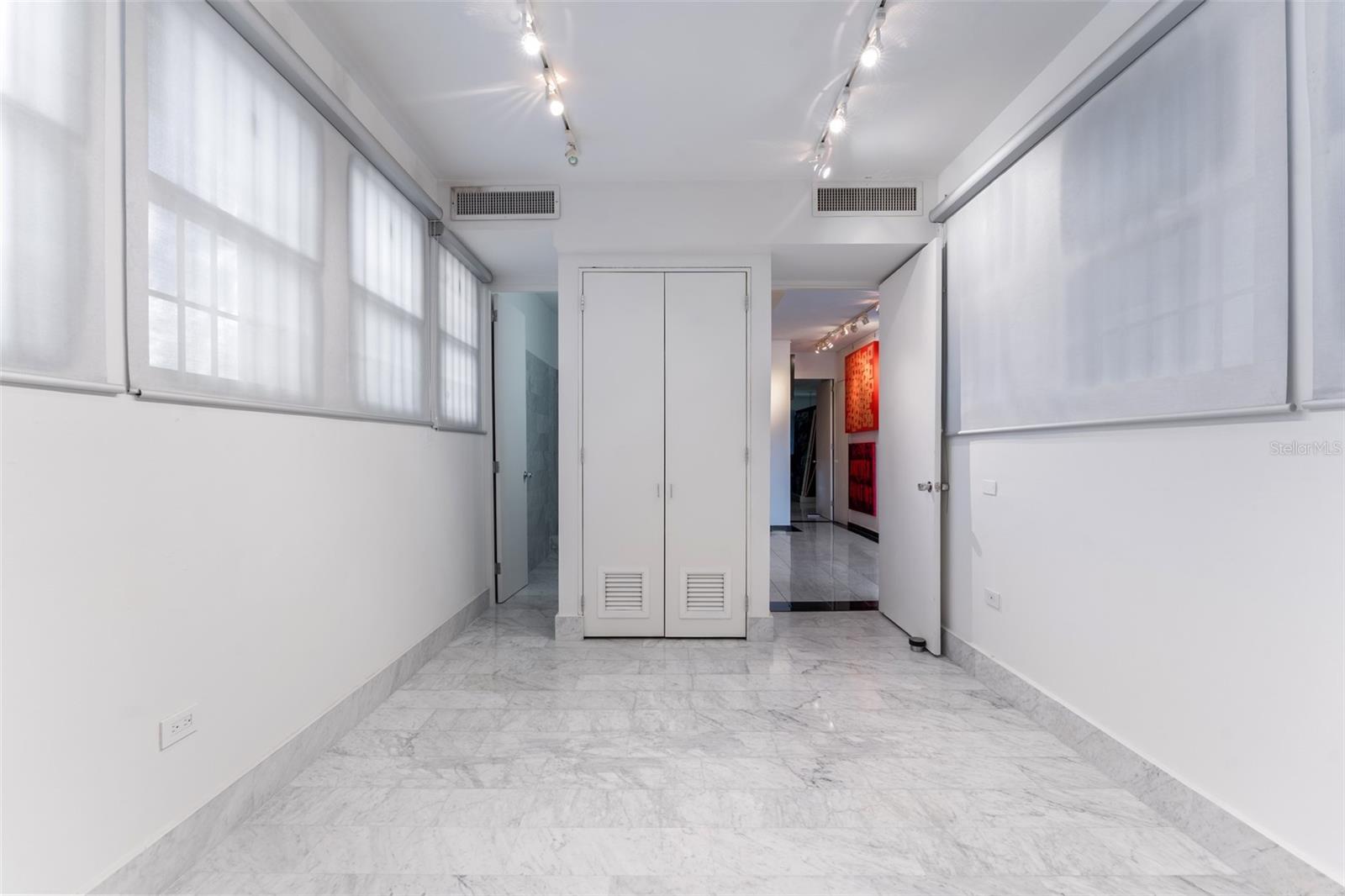 URB. SANTA MARIA - Residential