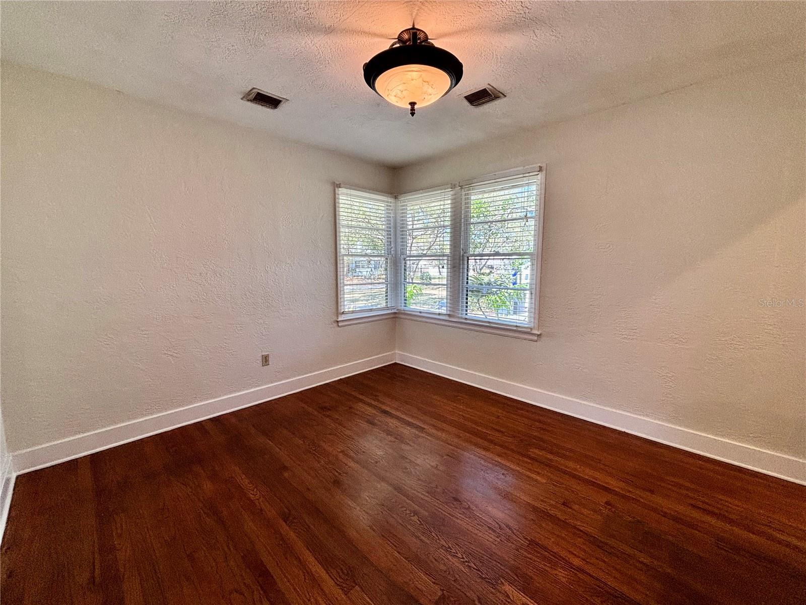 MAYFAIR - Residential