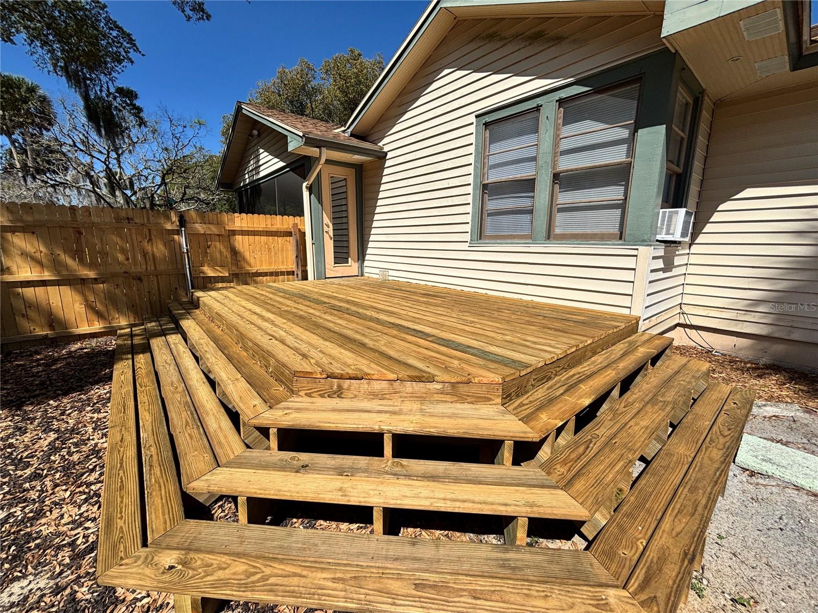 MAYFAIR - Residential