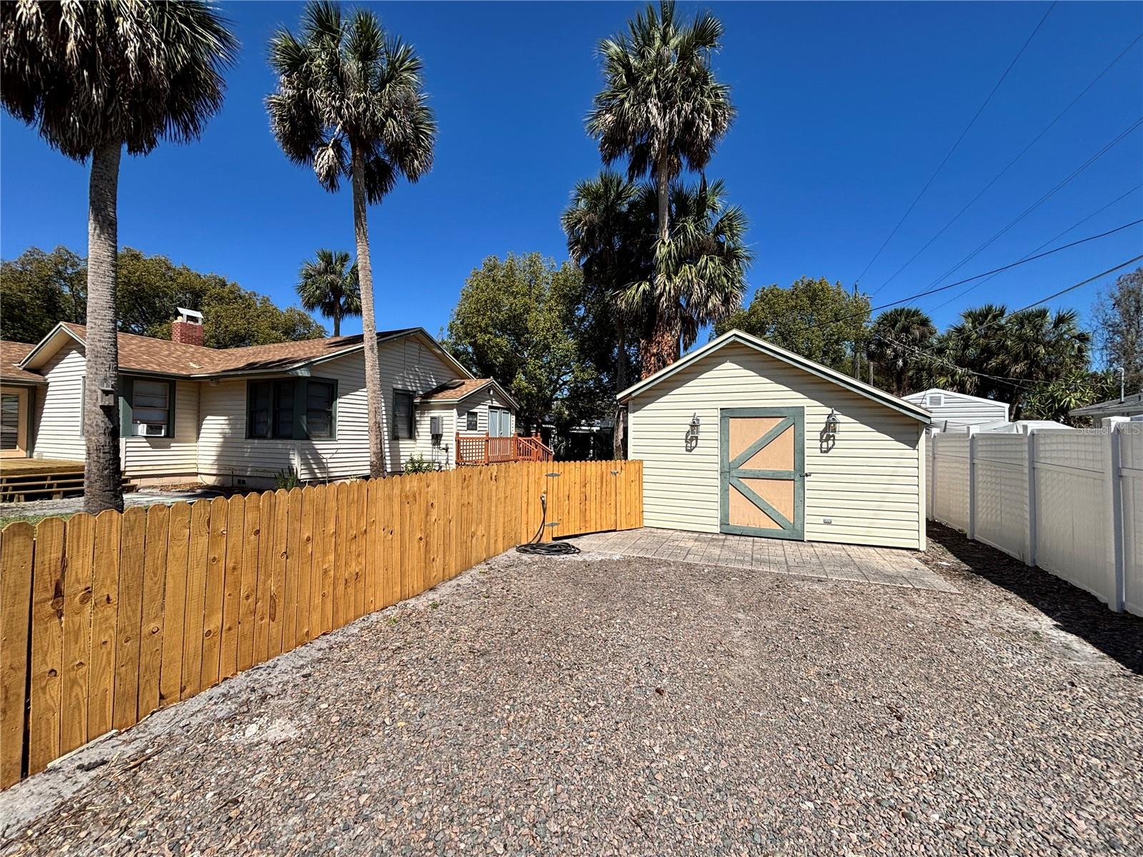 MAYFAIR - Residential