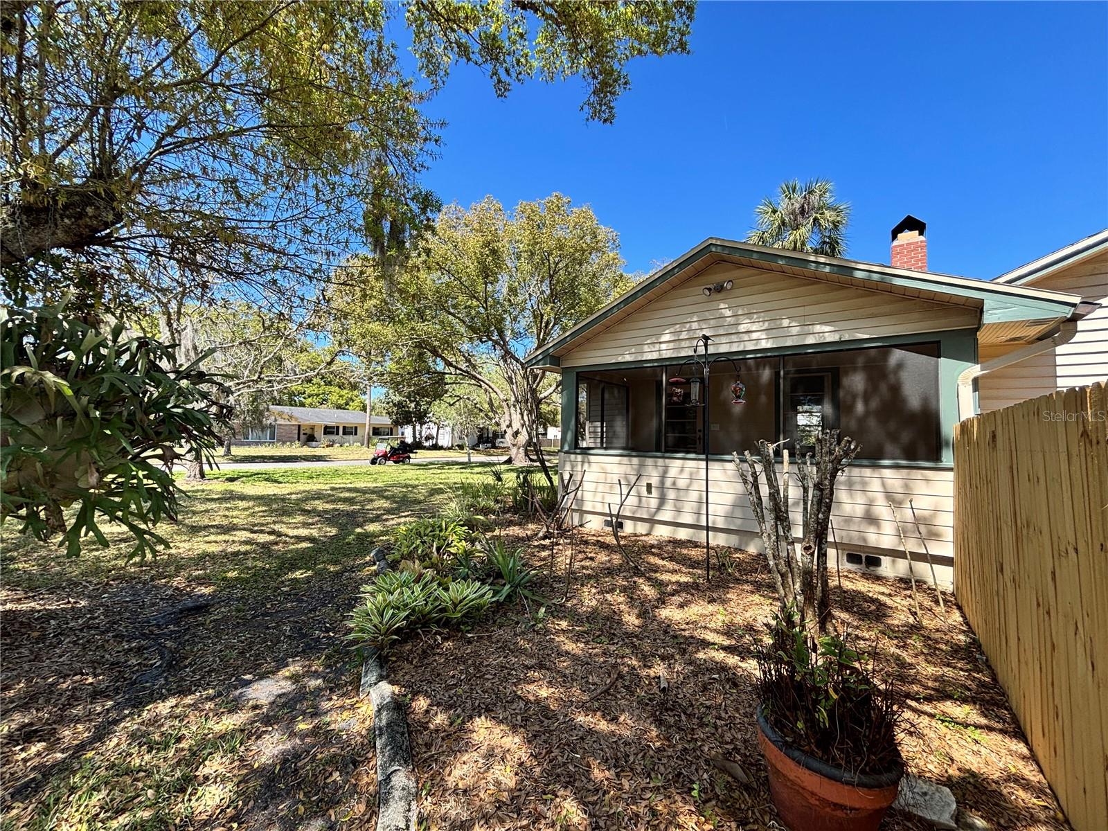 MAYFAIR - Residential