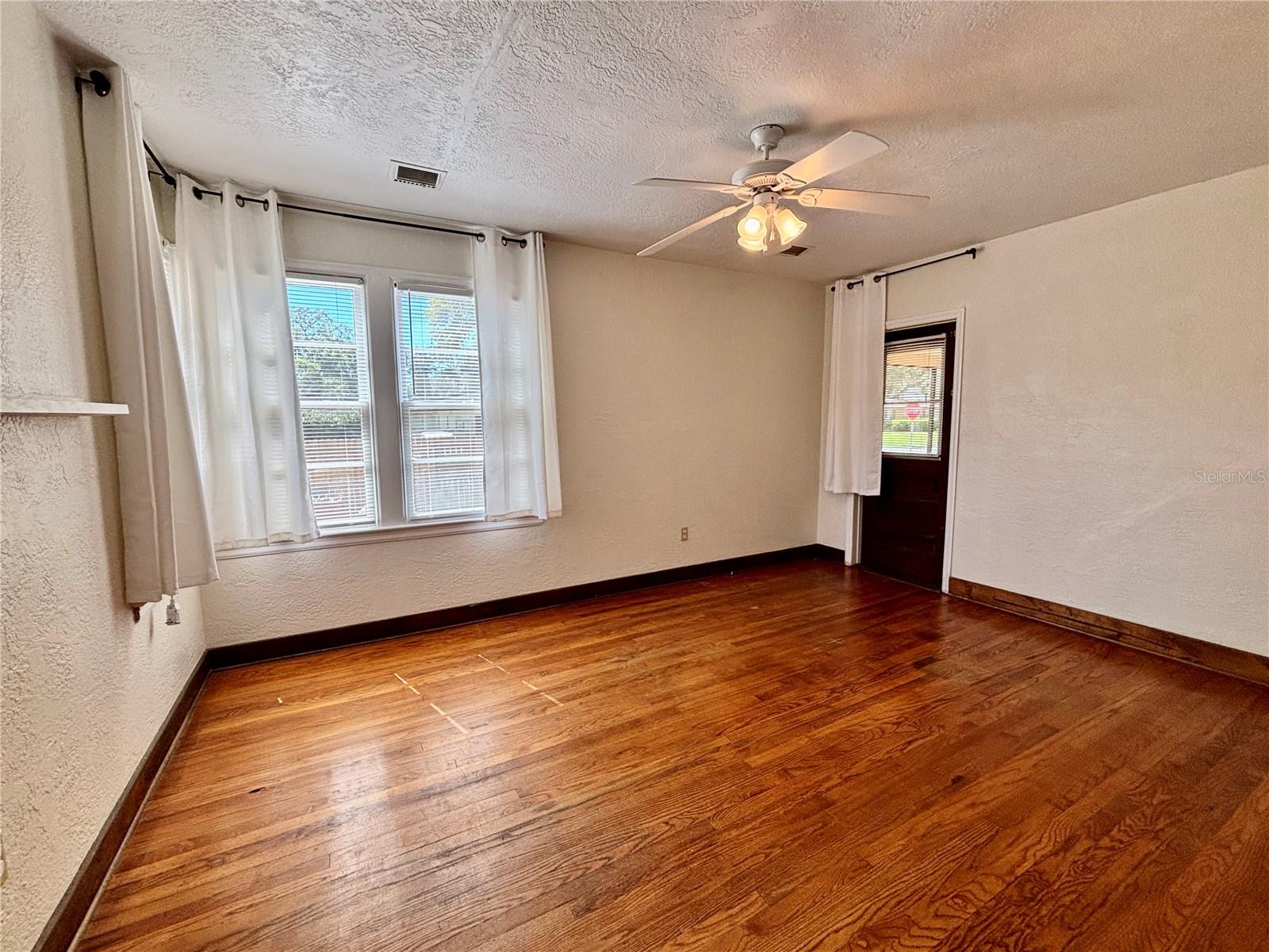 MAYFAIR - Residential