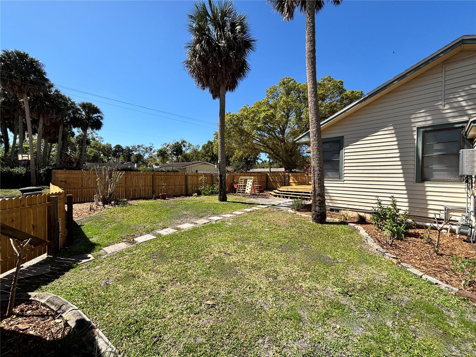 MAYFAIR - Residential