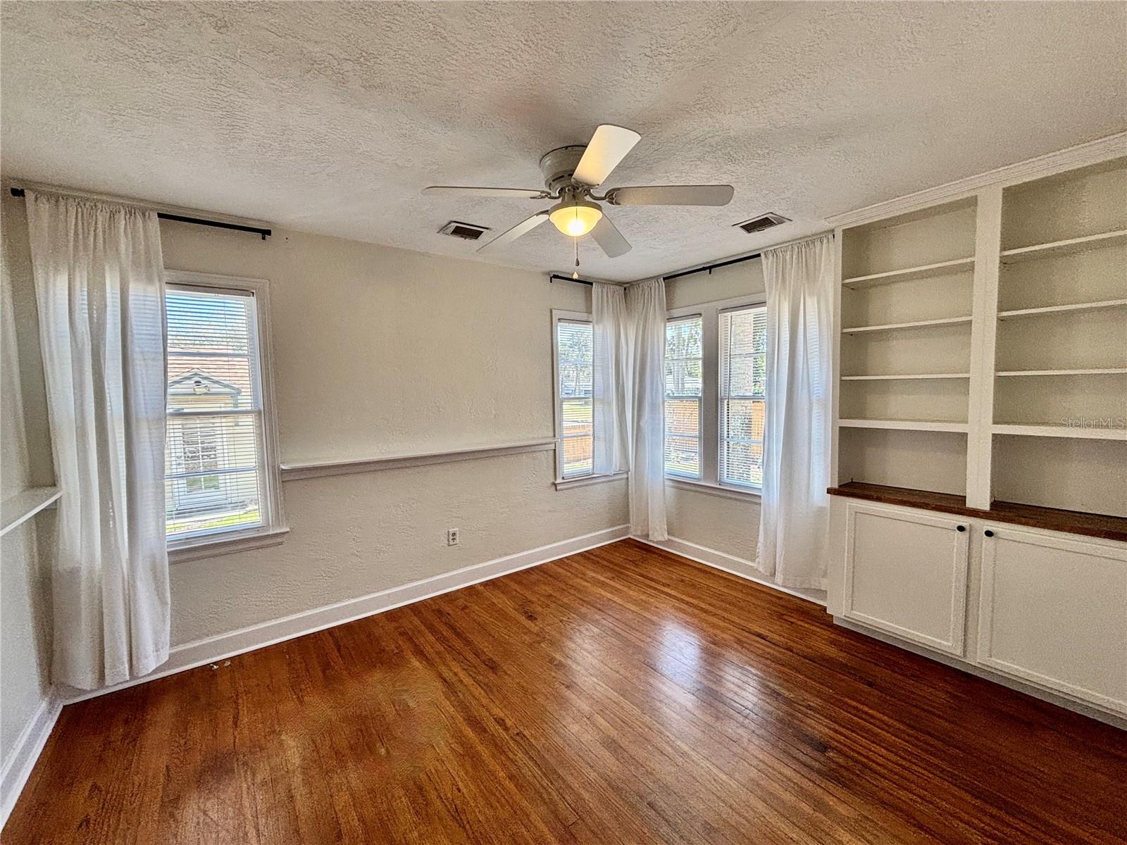 MAYFAIR - Residential