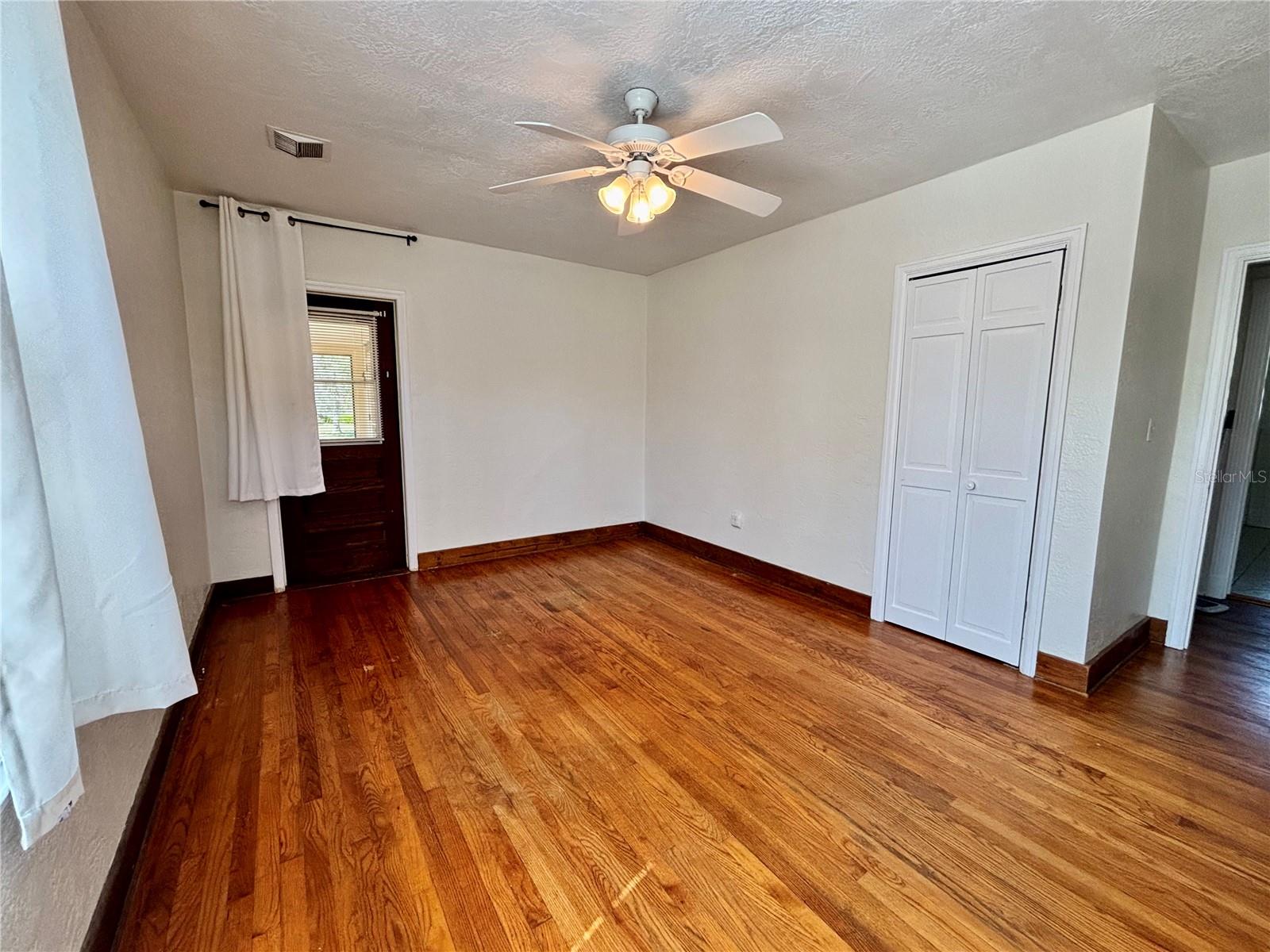 MAYFAIR - Residential