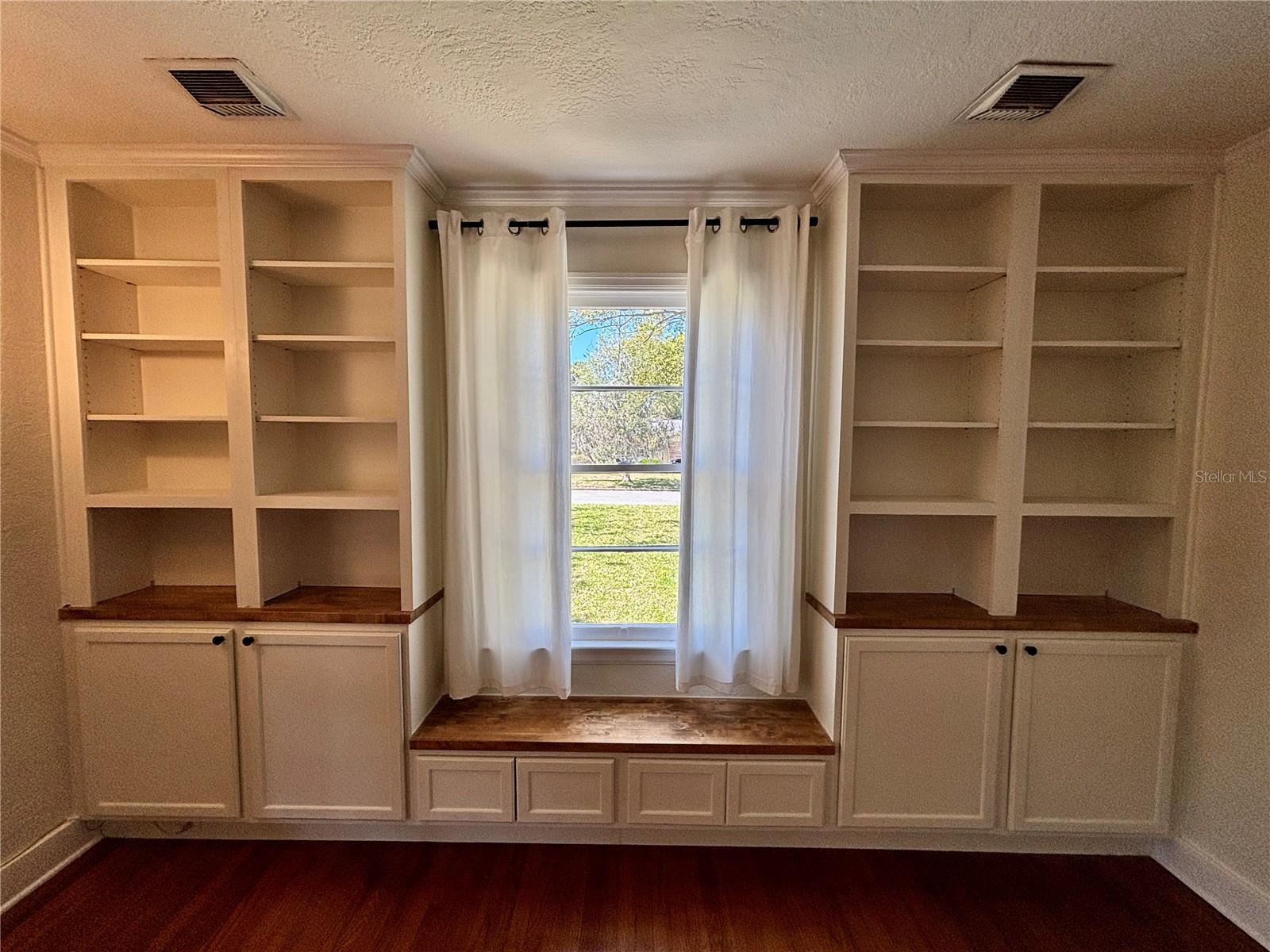 MAYFAIR - Residential