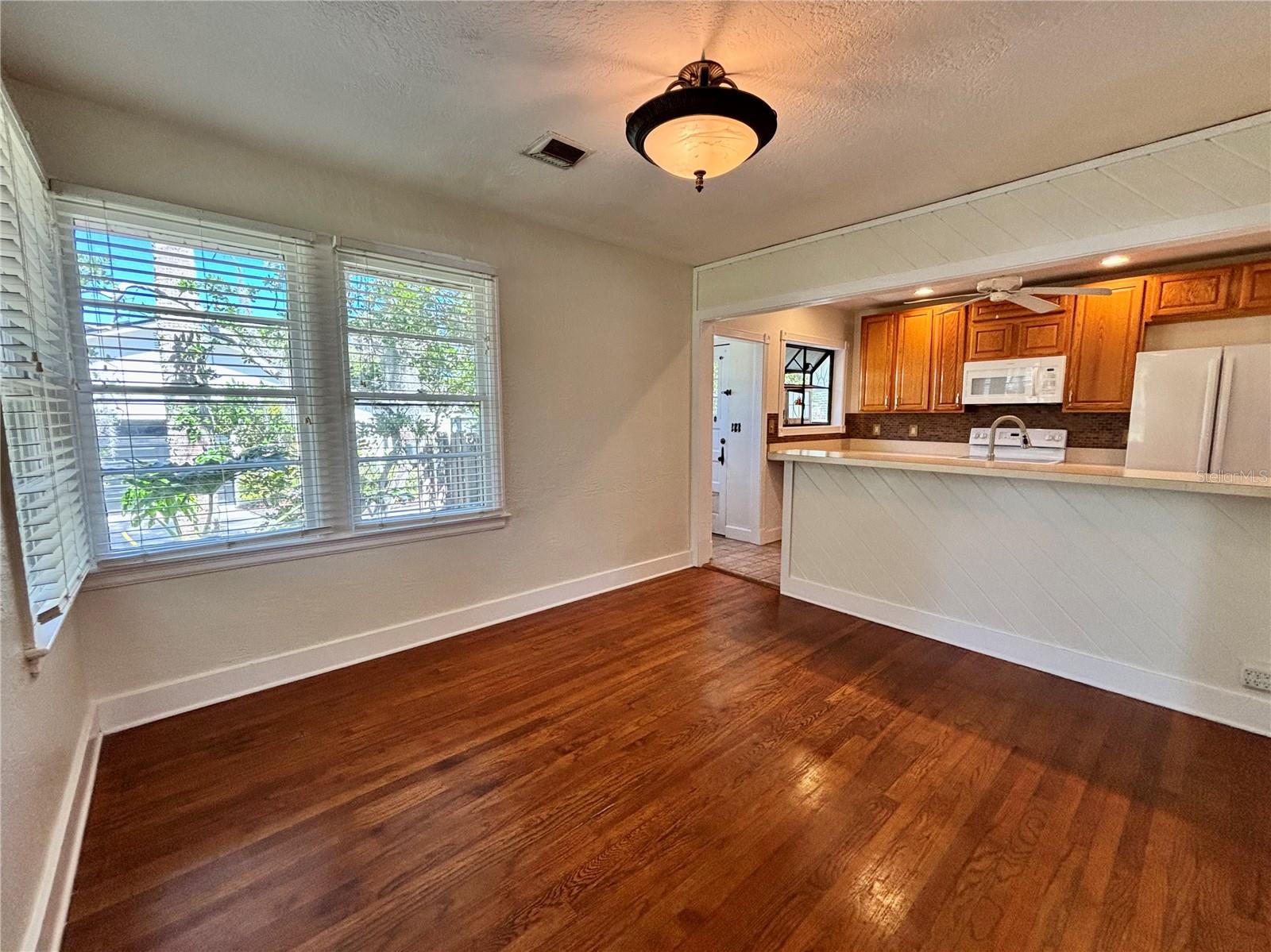 MAYFAIR - Residential