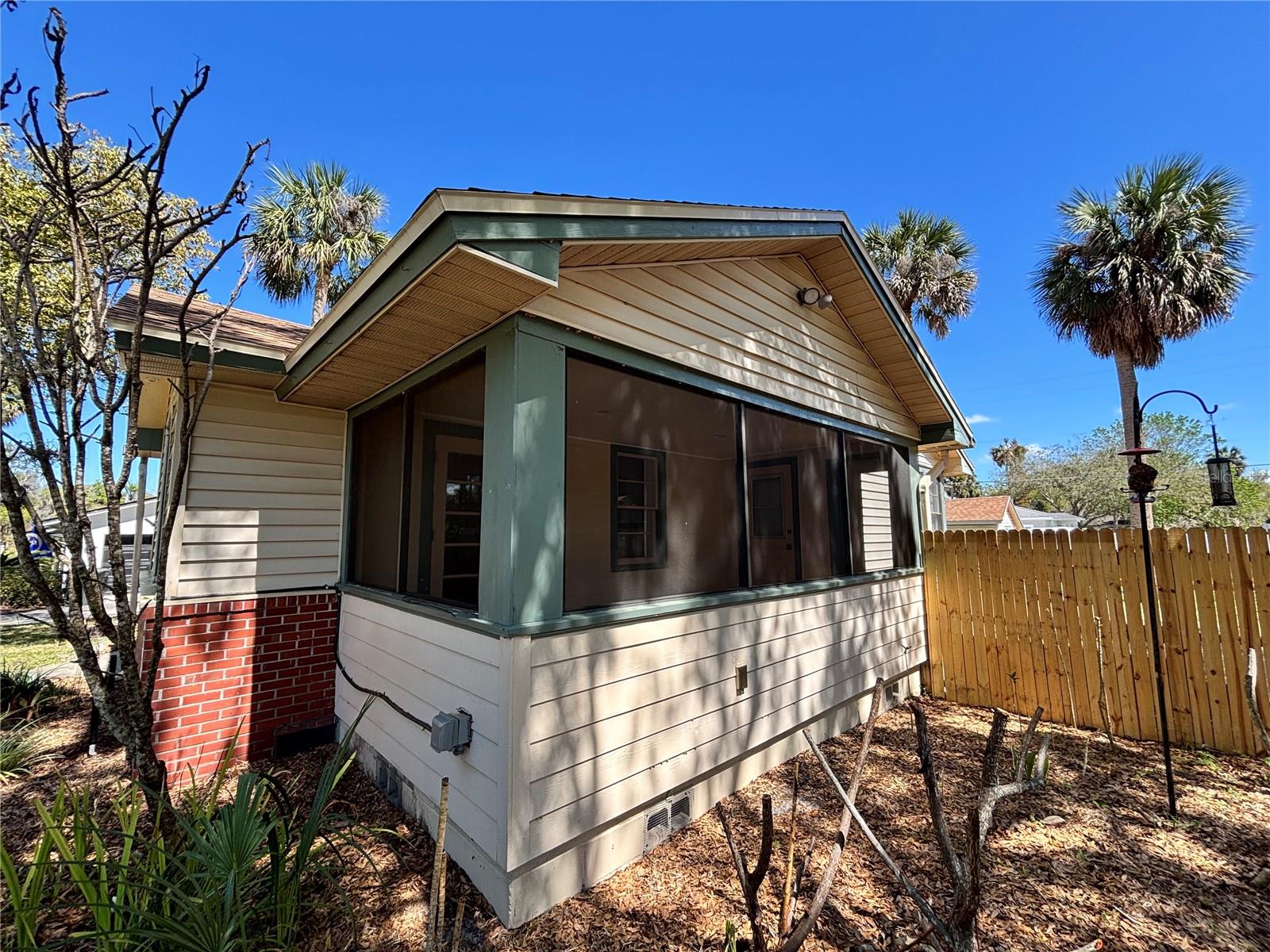 MAYFAIR - Residential