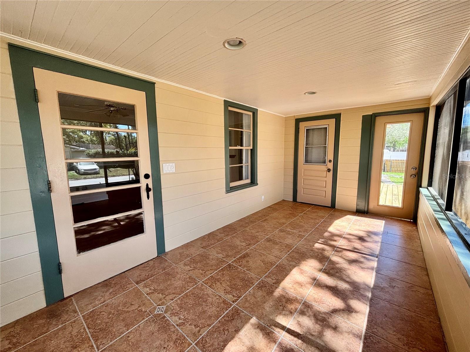 MAYFAIR - Residential