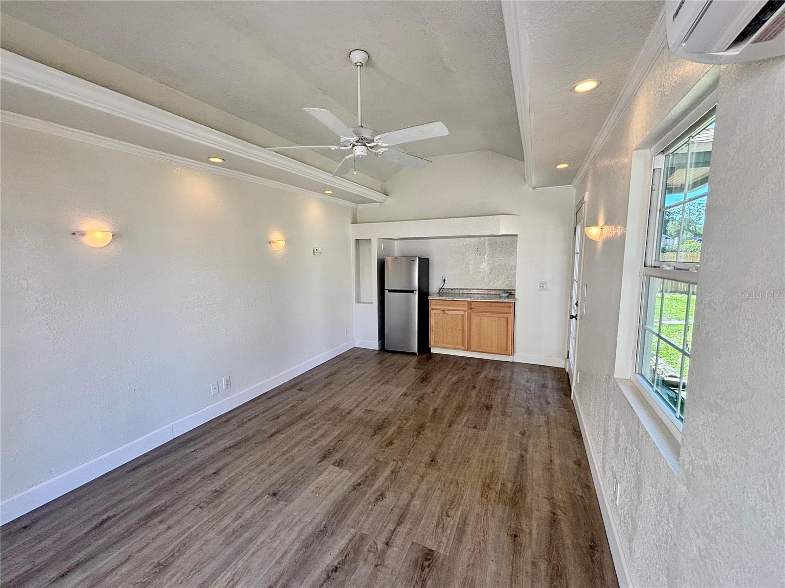 MAYFAIR - Residential