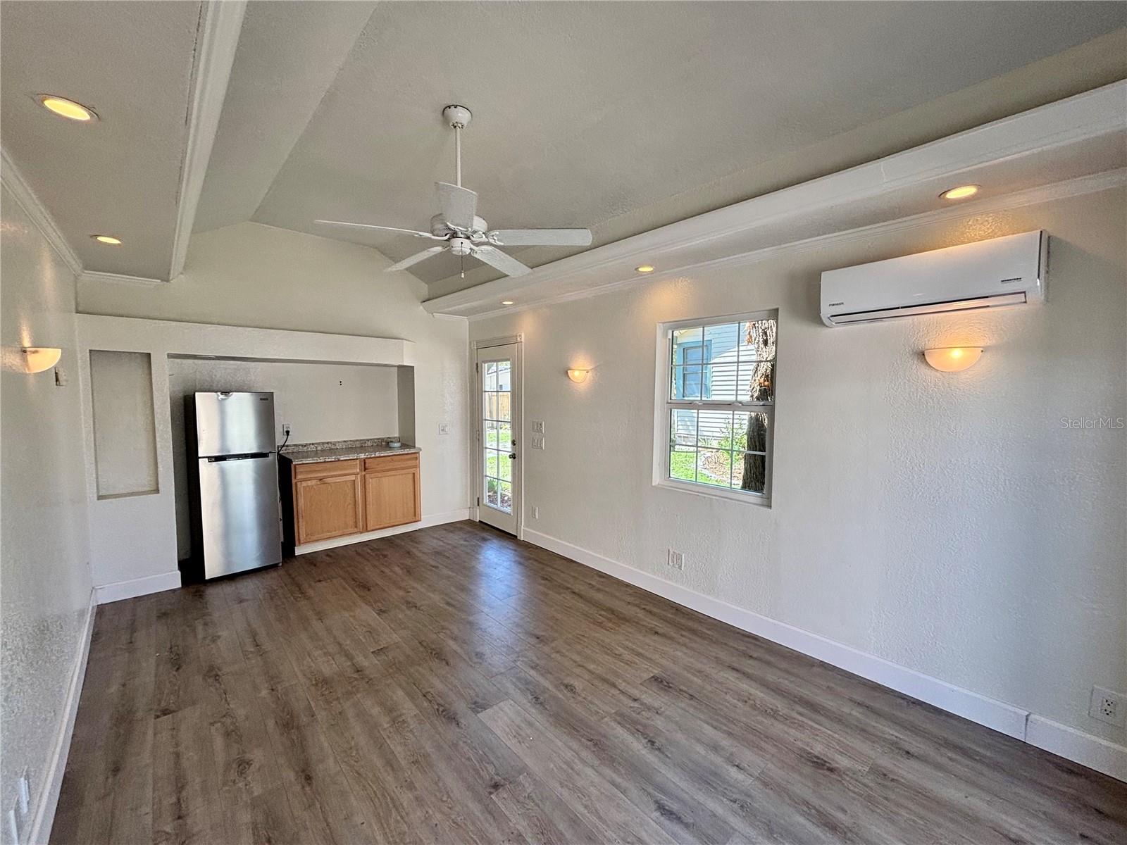 MAYFAIR - Residential