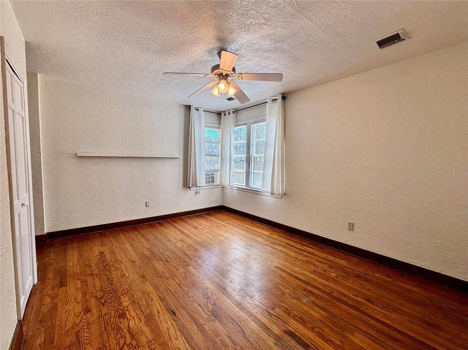 MAYFAIR - Residential