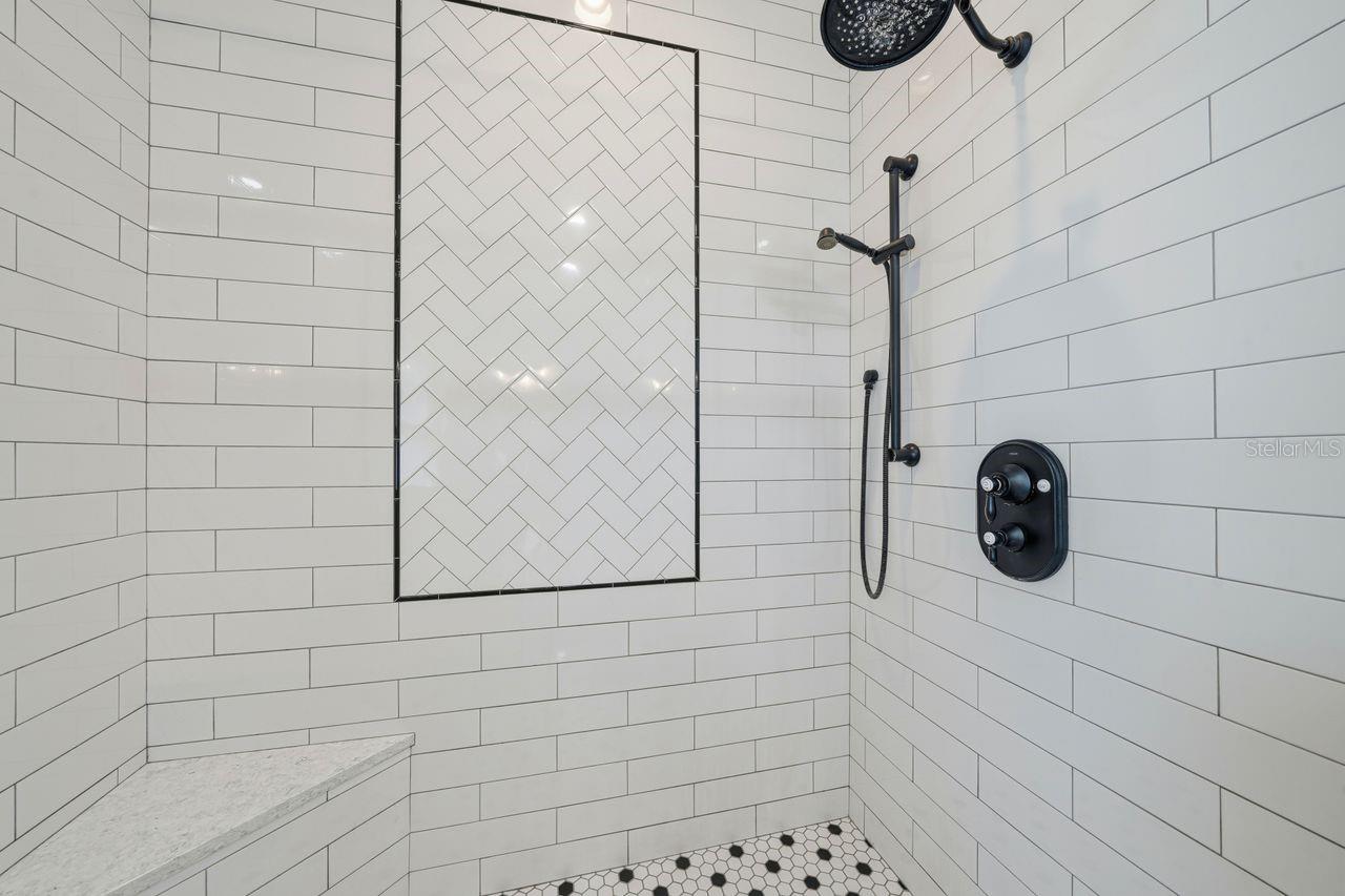 WEATHERSFIELD SUB - Residential