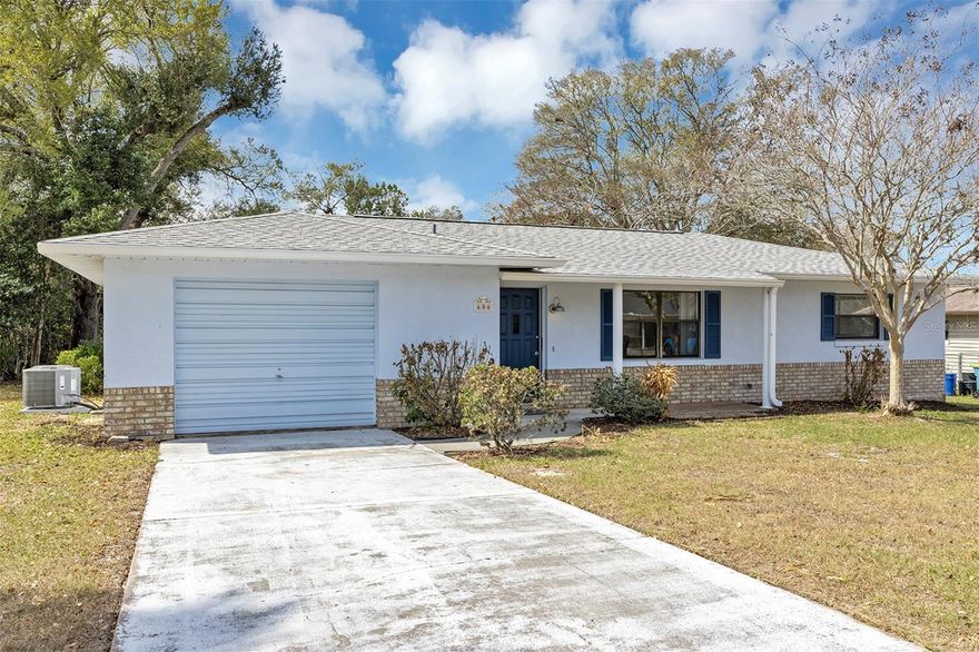 Perfect for first-time home buyer or those looking to downsize, this charming 2 bedroom 2 bath home offers comfort, convenience,and peace of mind with major updates already completeted.  Features NEW ROOF, AC, WATER HEATER, FRIDGE, RANGE AND ONE YEAR OLD DRAIN FIELD. Also offers two ensuites a large backyard with plenty of room to relax, garden,or entertain.  Conveniently located to The Villages amenities, shopping, dining,and recreation.  Move -in ready and full of potential.