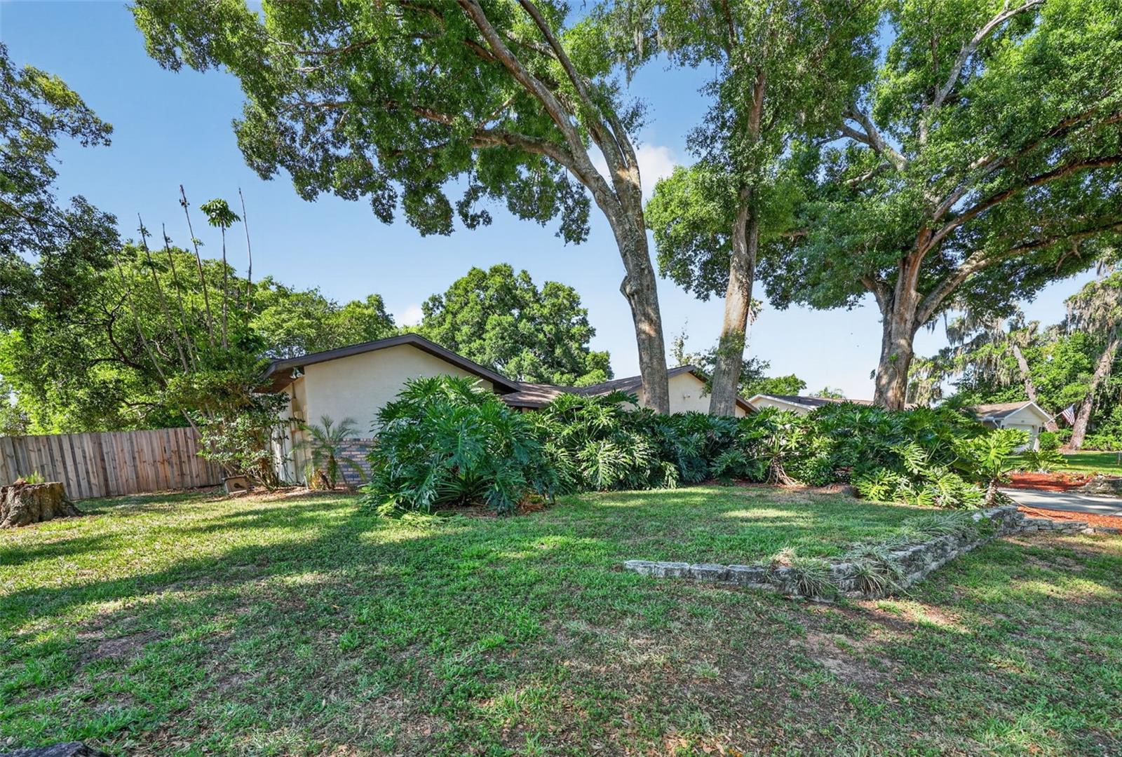 2713 WILLOW OAKS DRIVE
