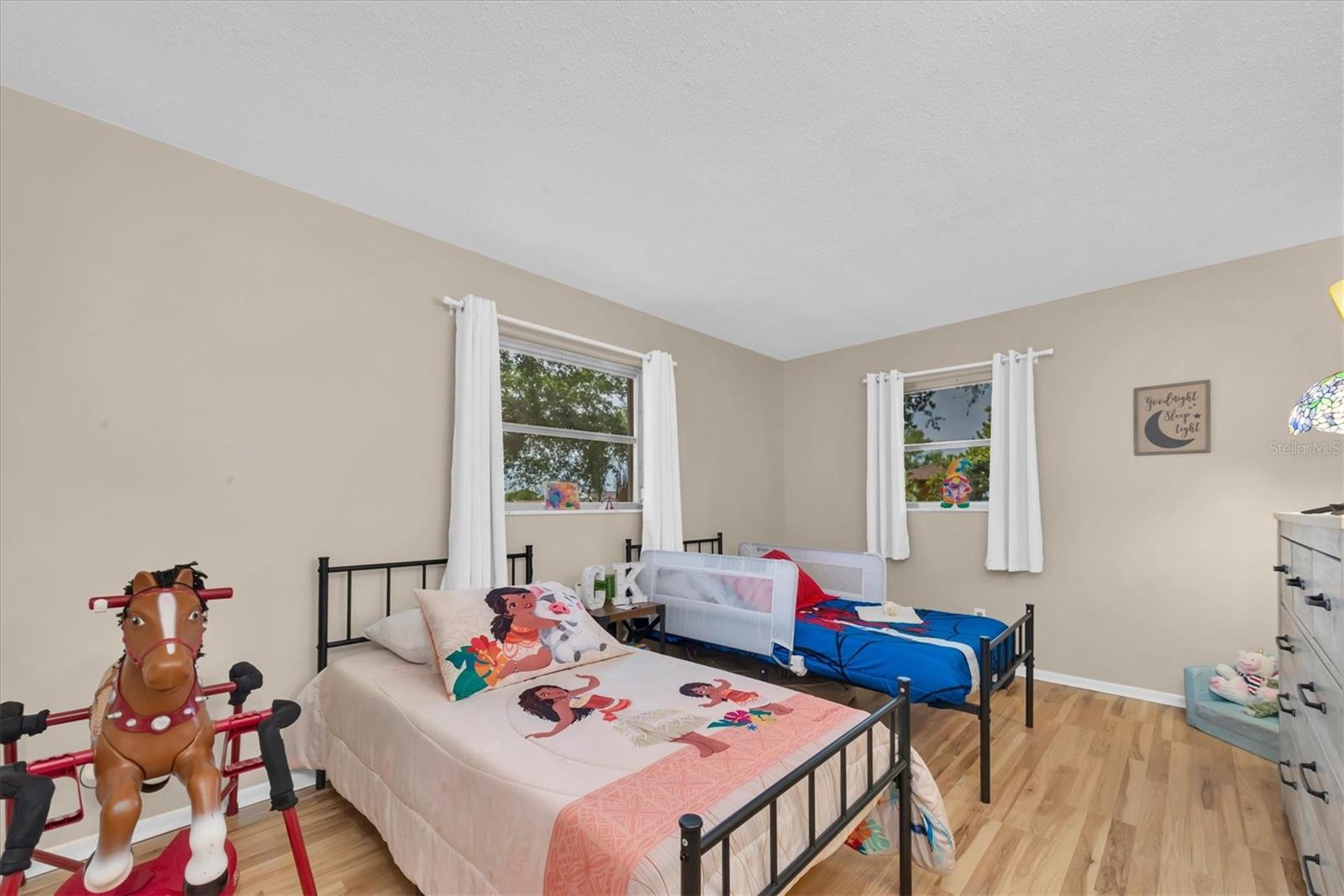 OAKHURST ACRES 3RD ADD - Residential