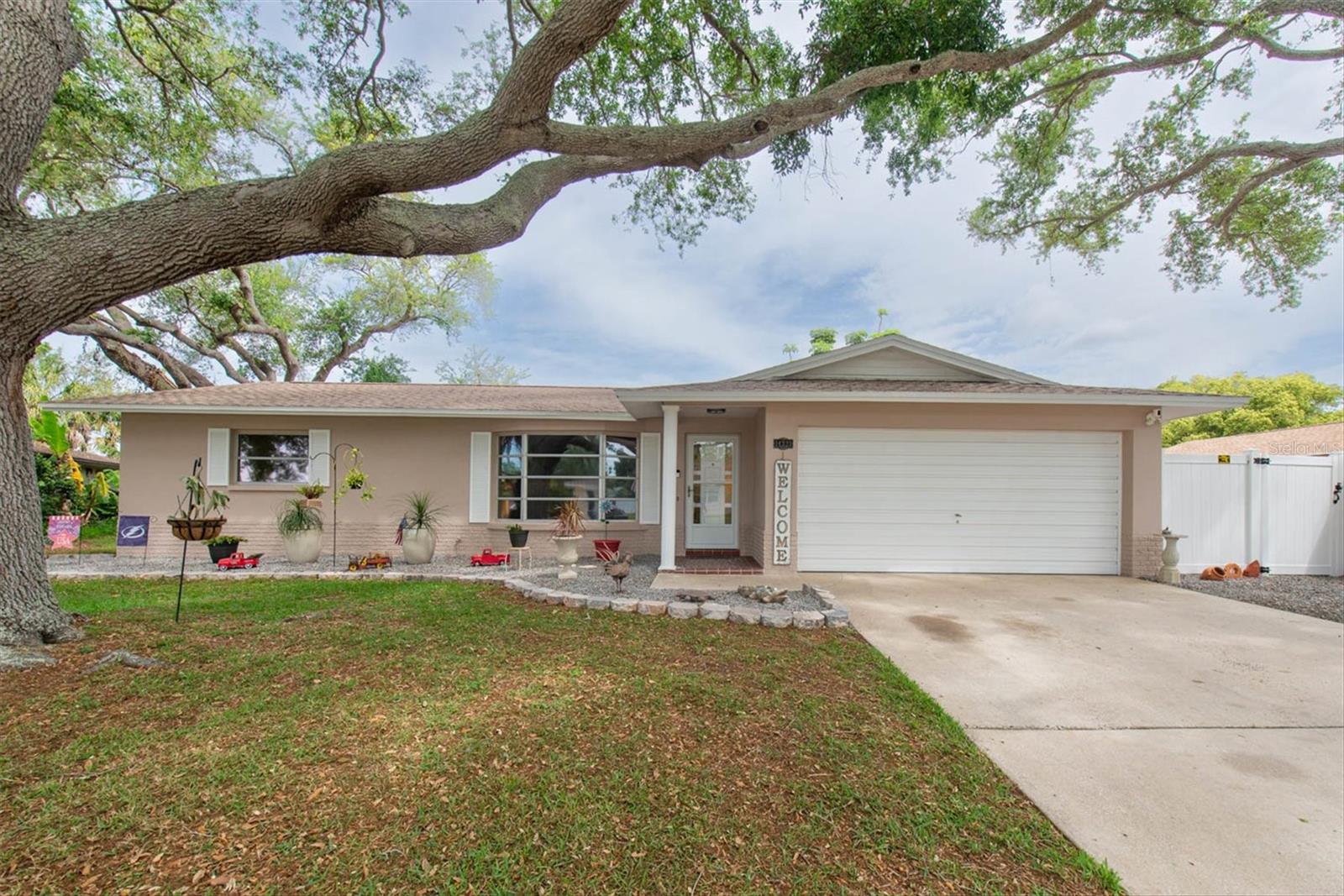 OAKHURST ACRES 3RD ADD - Residential