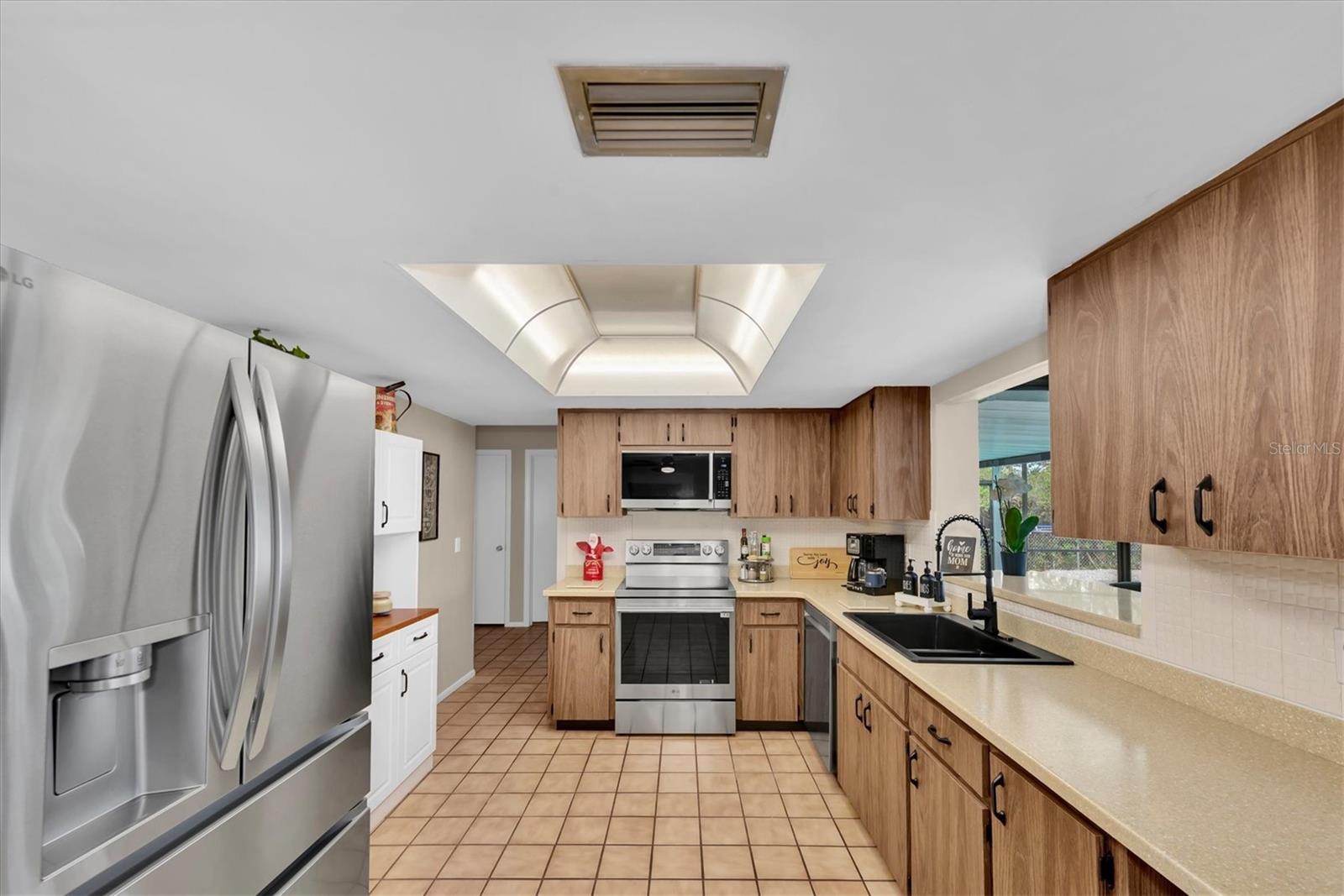 OAKHURST ACRES 3RD ADD - Residential