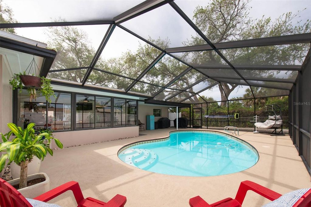 Photo of 14321 113th Avenue N, Largo, FL 33774 (MLS # TB8495286)