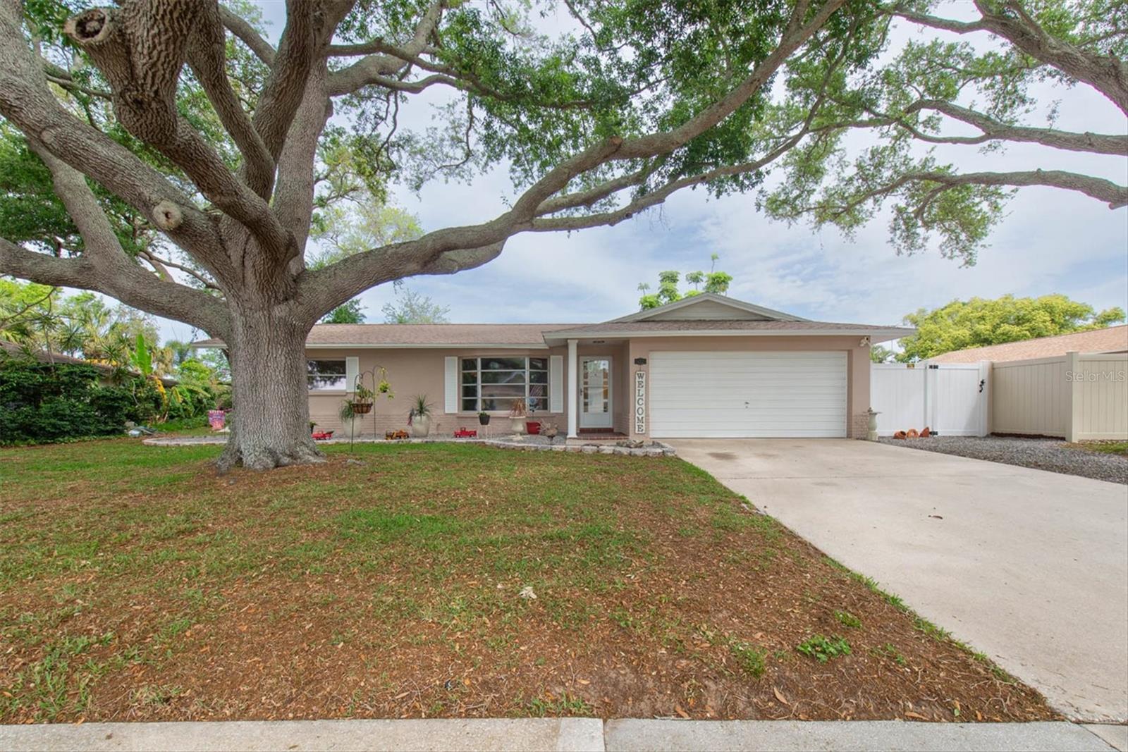 OAKHURST ACRES 3RD ADD - Residential