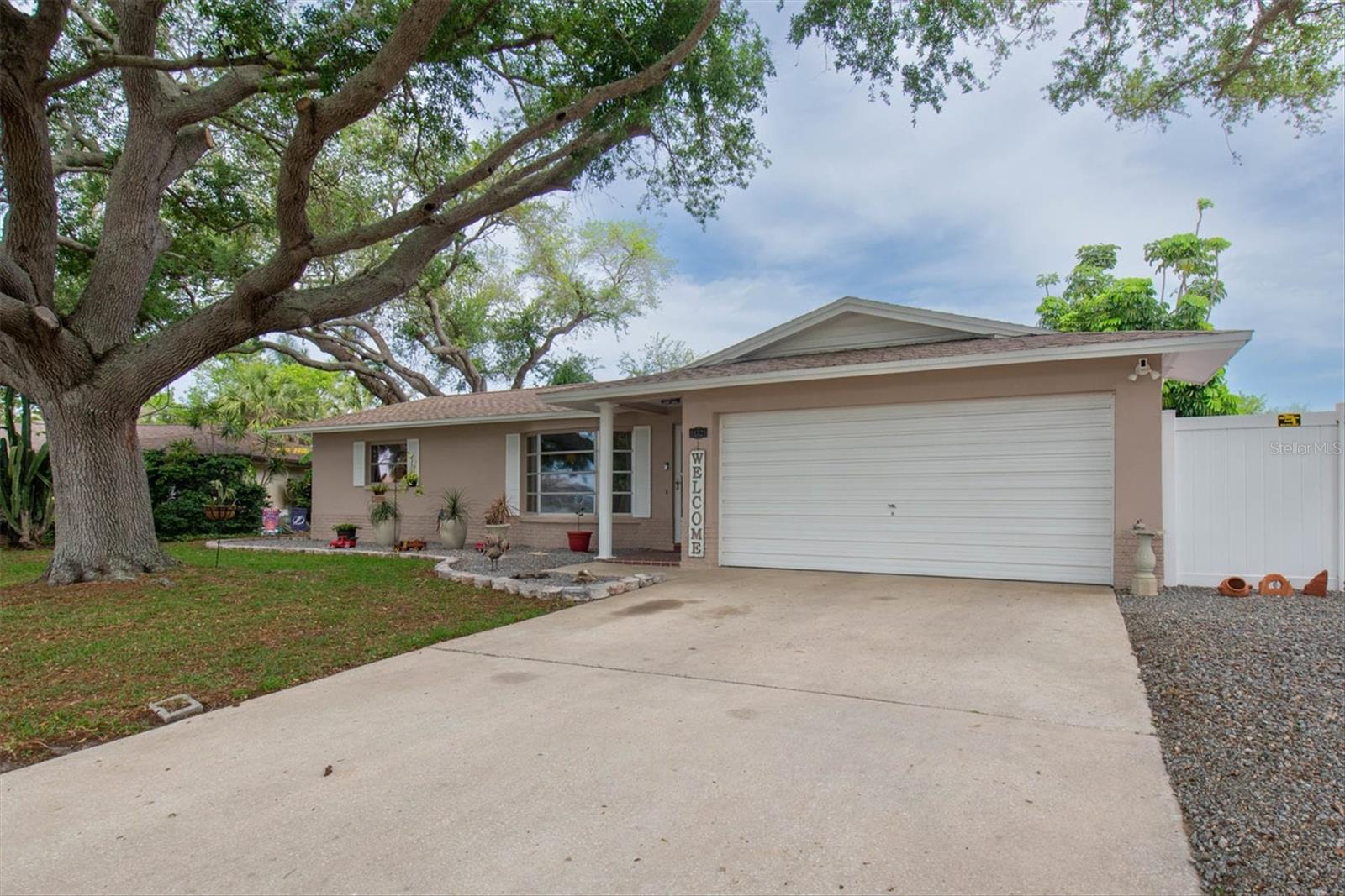 OAKHURST ACRES 3RD ADD - Residential