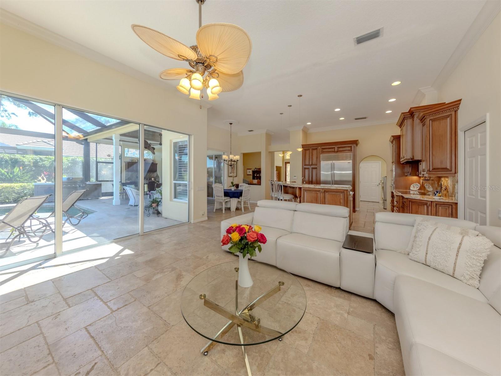 VENICE GOLF & COUNTRY CLUB - Residential