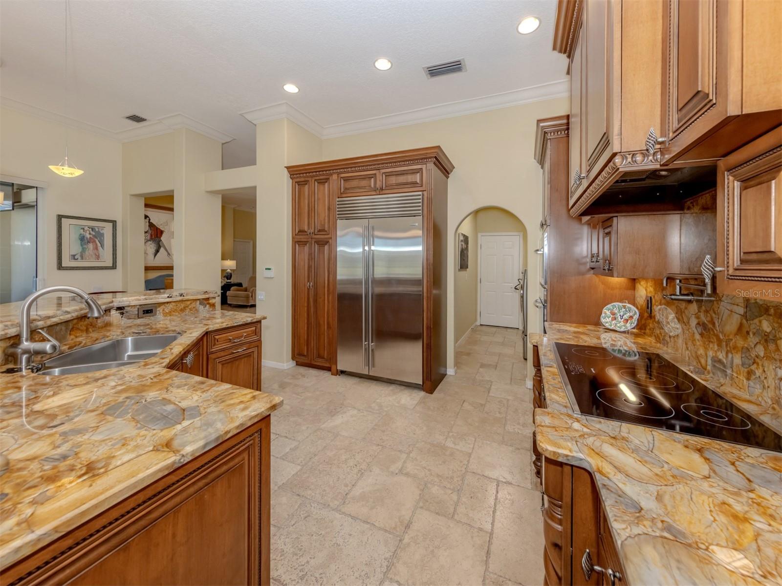VENICE GOLF & COUNTRY CLUB - Residential
