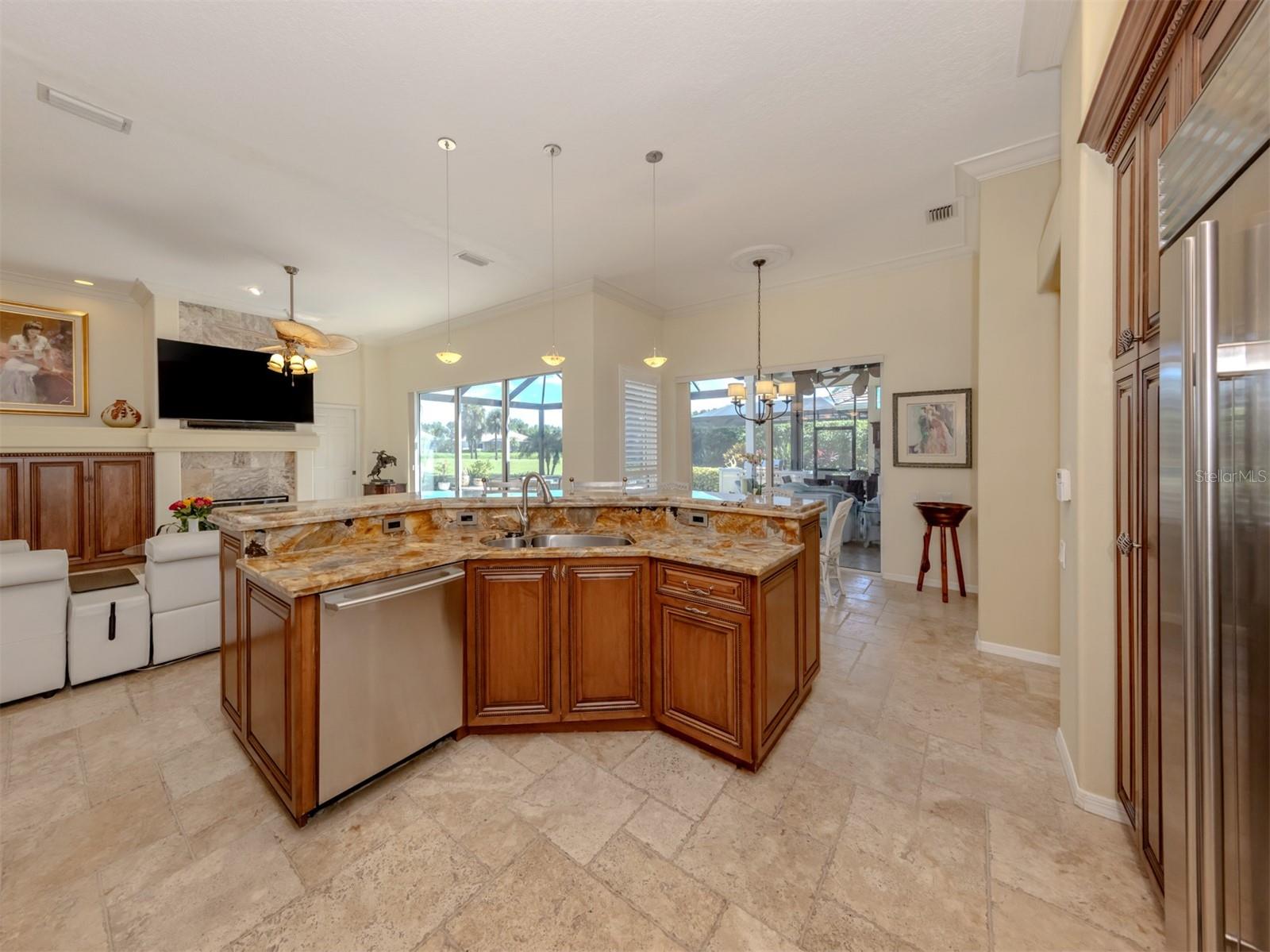 VENICE GOLF & COUNTRY CLUB - Residential