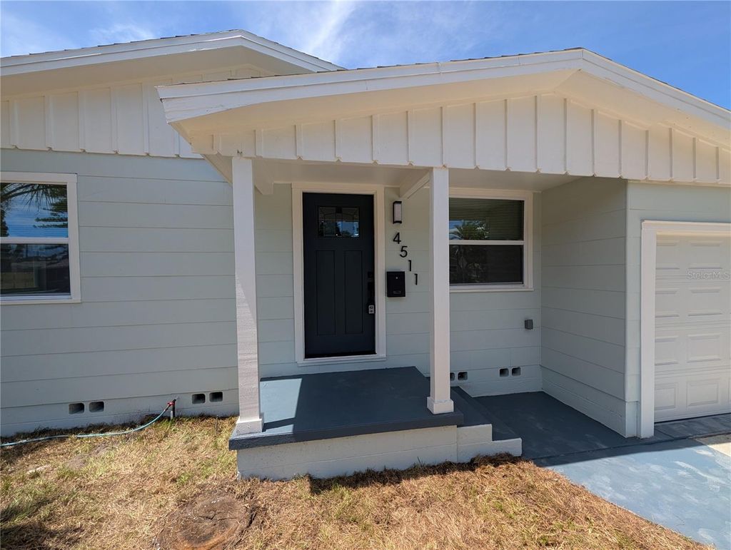 Photo of 4511 Yarmouth Avenue S, St Petersburg, FL 33711 (MLS # TB8518697)