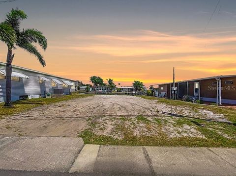 18 YAWL LANE 18 PALM HARBOR FL 34683