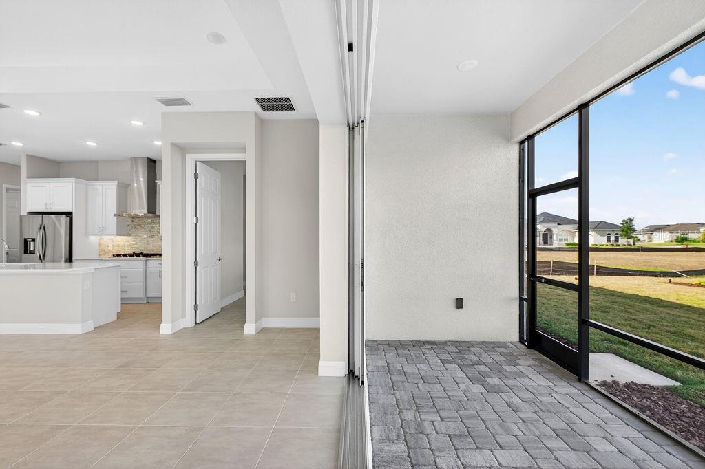 LAKES OF MOUNT DORA - Residential