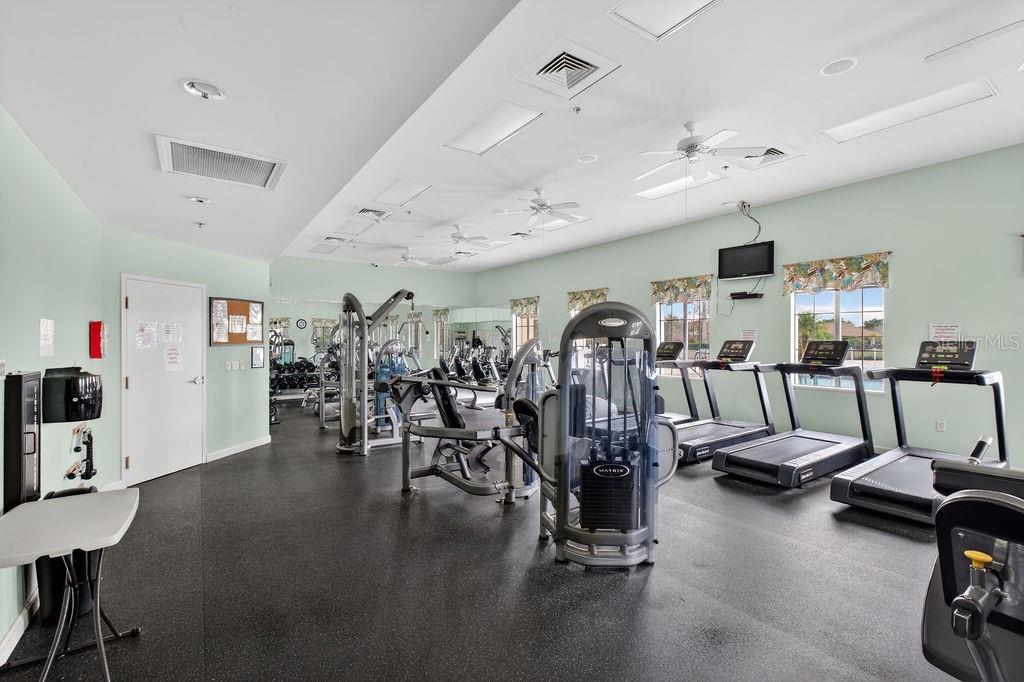 LAKES OF MOUNT DORA - Residential