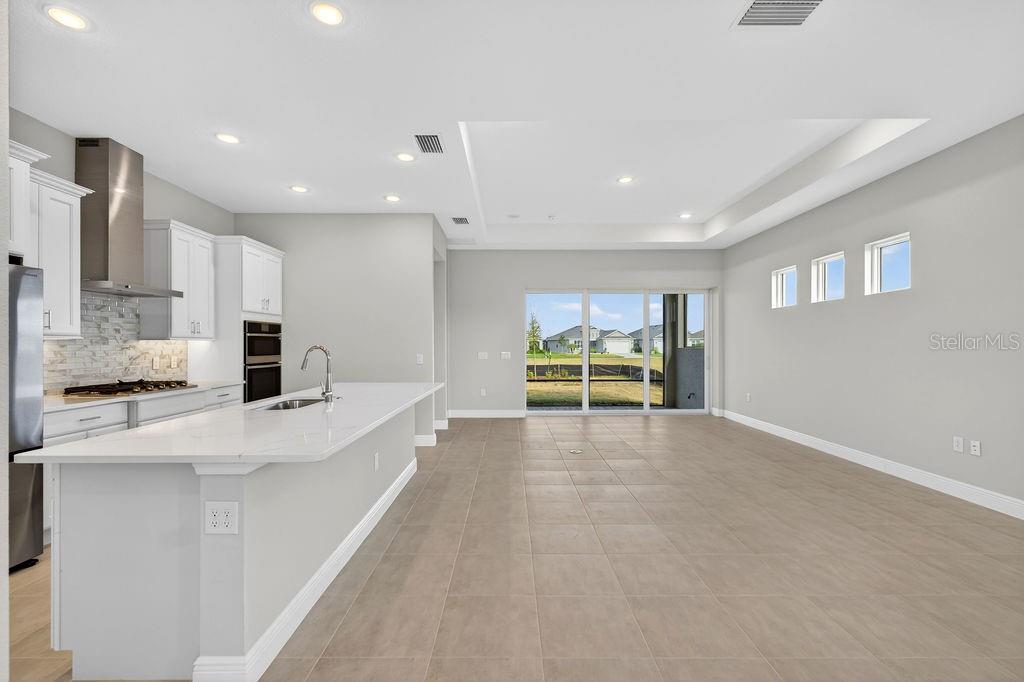 LAKES OF MOUNT DORA - Residential