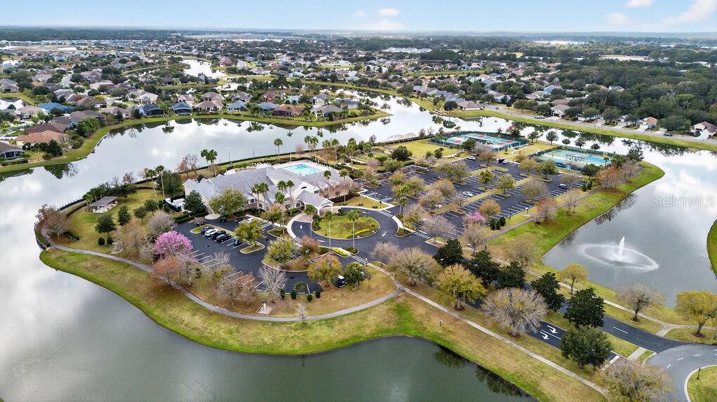 LAKES OF MOUNT DORA - Residential
