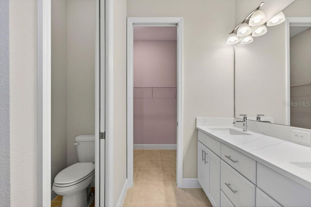 LAKES OF MOUNT DORA - Residential