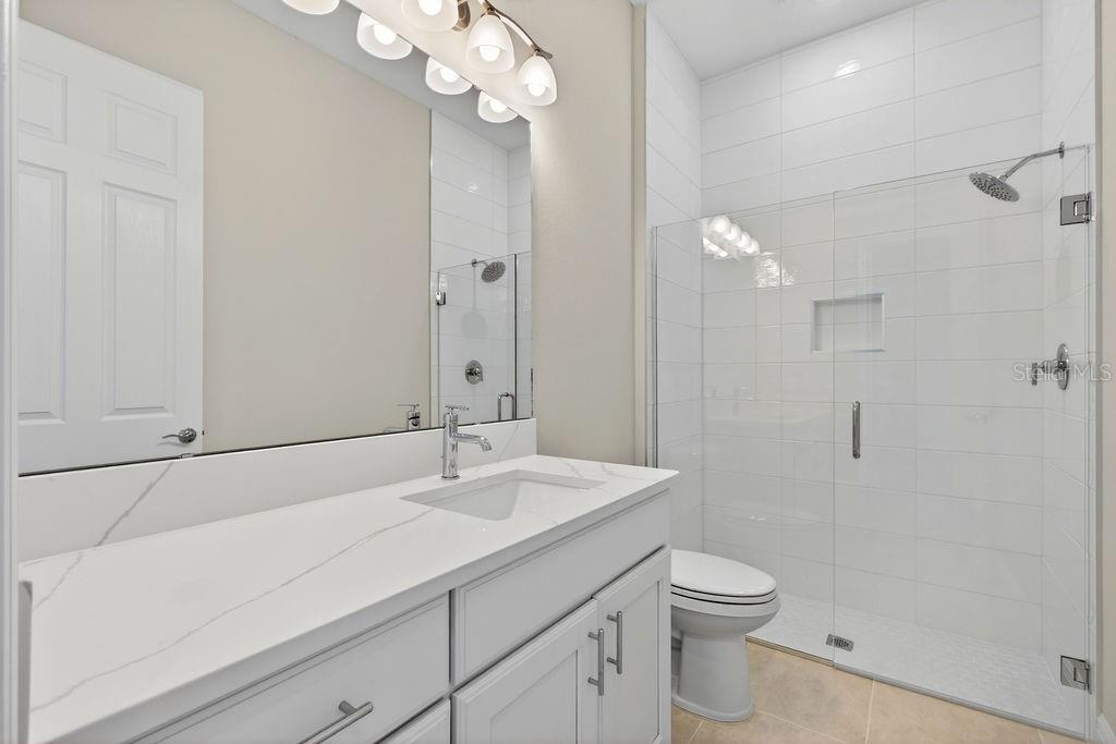 LAKES OF MOUNT DORA - Residential