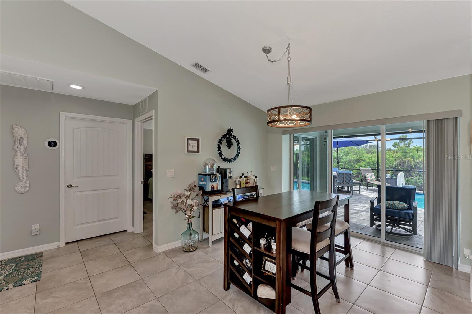 ROTONDA SANDS - Residential