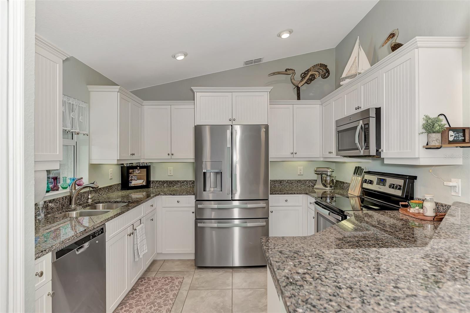 ROTONDA SANDS - Residential