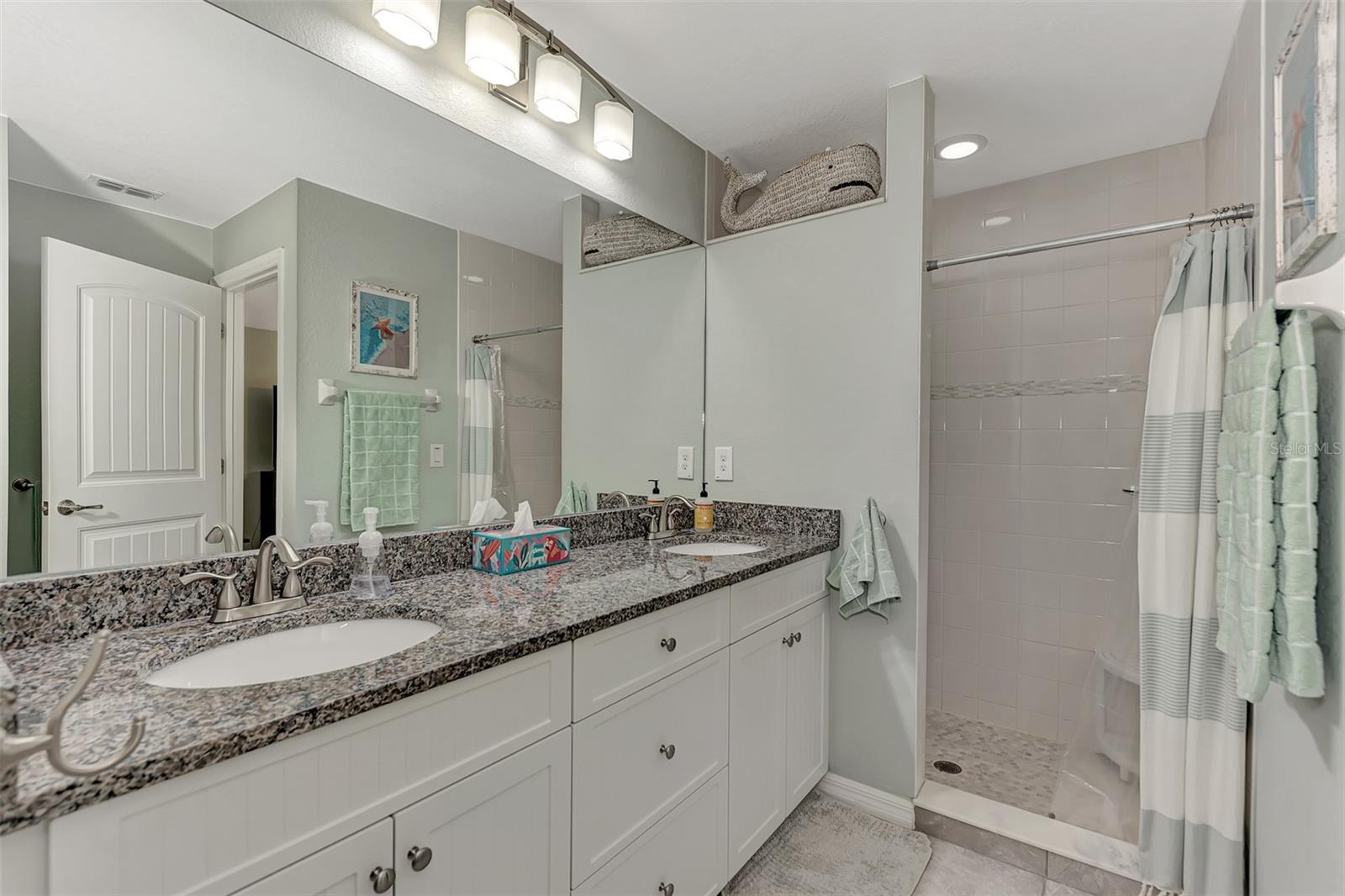 ROTONDA SANDS - Residential