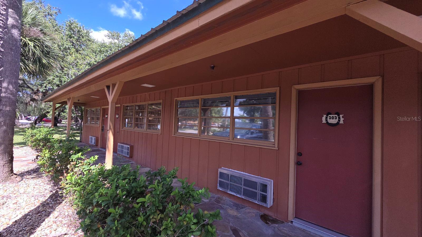 OUTDOOR RESORTS RIVER RANCH INN & COTTAGES PH 01 - Residential